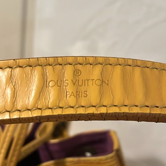 LOUIS VUITTON Leather LV Petit Noe Yellow Epi Shoulder Bucket Bag - Picture 11 of 17